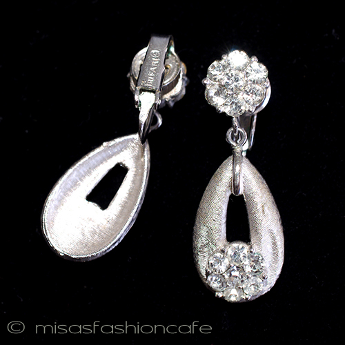 （画像用） Ｔｒｉｆａｒｉ　 トリファリ クリスタル花イヤリング