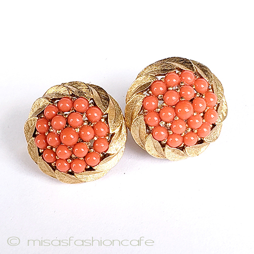 （画像用） Trifari　 トリファリ コーラル花イヤリング