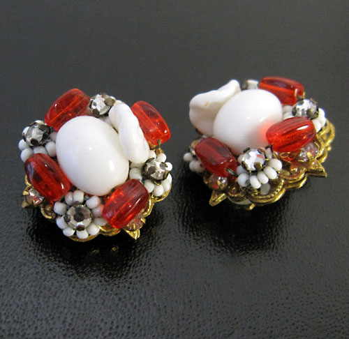 （画像用） Robert ロバート 小花イヤリング