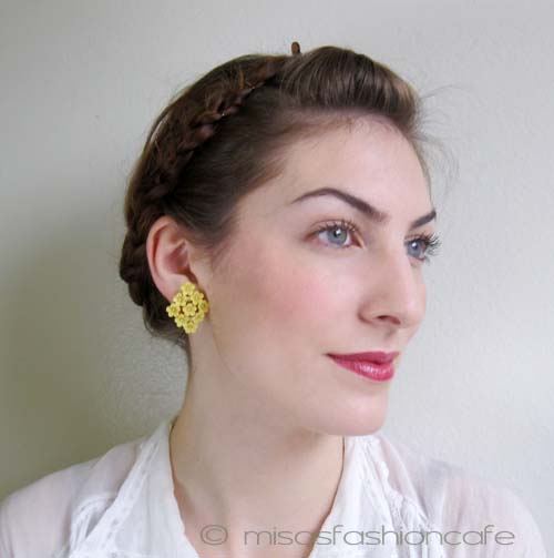 （画像用） Coro コロ刻印 　小花　イヤリング