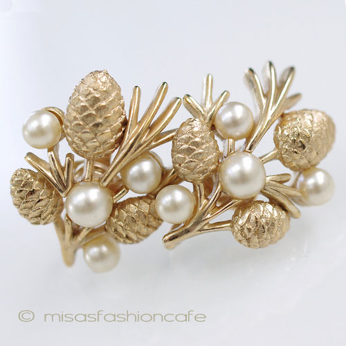 （画像用） クラウントリファリ Trifari イヤリング