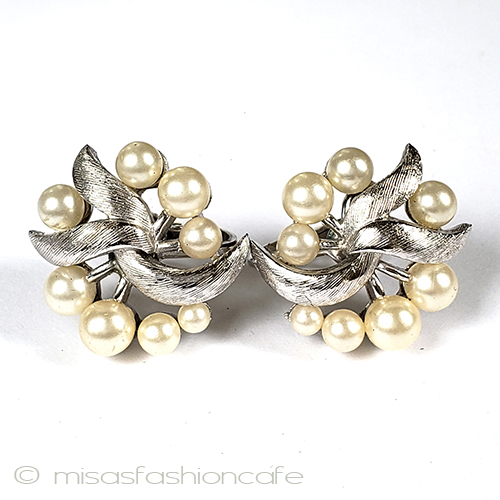 （画像用） Trifari　 トリファリ りぼん　イヤリング