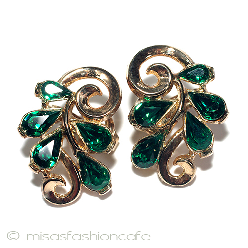 （画像用） Ｔｒｉｆａｒｉ　 トリファリ エメラルド　イヤリング