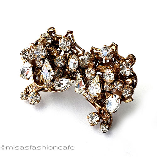 （画像用） ヴィンテージイヤリング Robertクリスタルの花