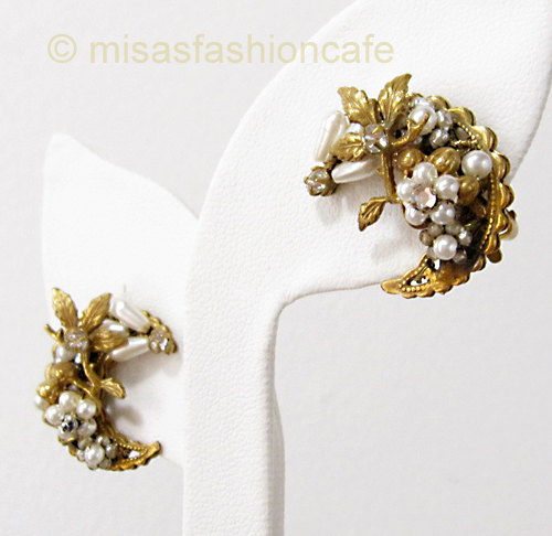 （画像用） Robert ロバート ムーン月型お花イヤリング