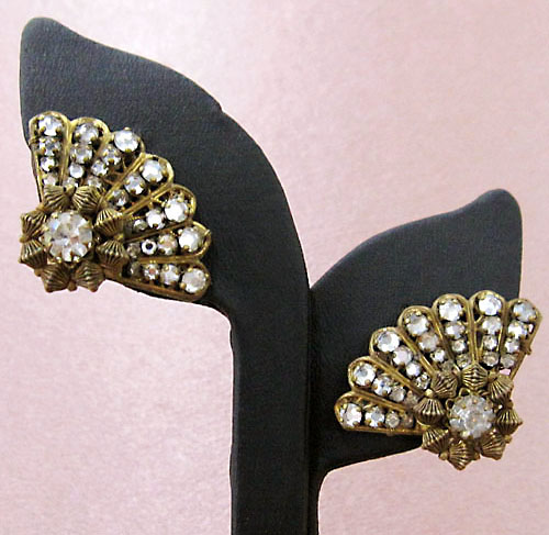 （画像用） EUGENE　扇イヤリング