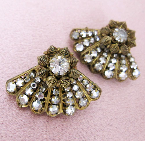 （画像用） EUGENE　扇イヤリング