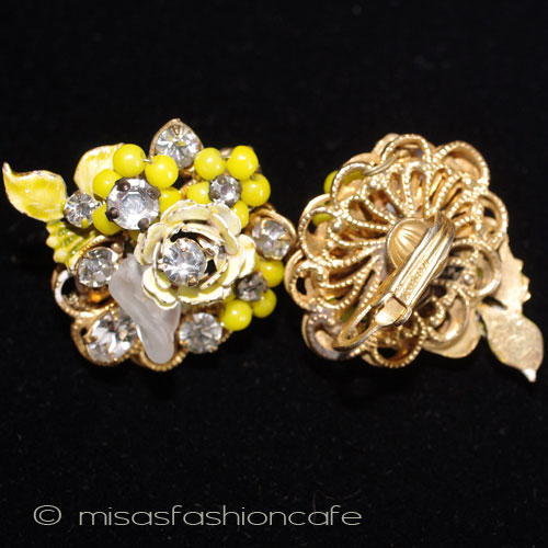 （画像用） Ｒｏｂｅｒｔ　イヤリング イエローガラスの花