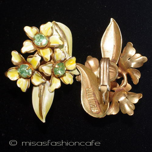 （画像用） ＳＡＮＤＯＲ　イヤリング スイセンの花ブーケ