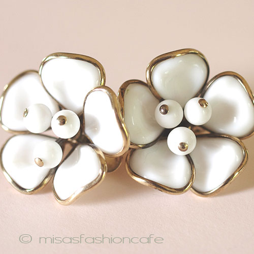 （画像用） Ｔｒｉｆａｒｉ　 トリファリ ガラスの花イヤリング