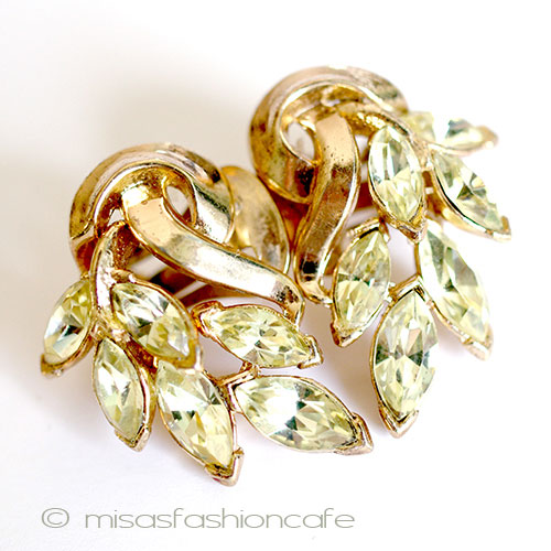 （画像用） Ｔｒｉｆａｒｉ　 トリファリ リーフ　イヤリング