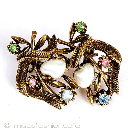 （画像用） Coroイヤリング RS花束にリボン