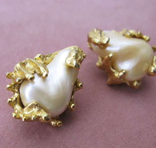 （画像用） クラウントリファリ バロックパール　イヤリング