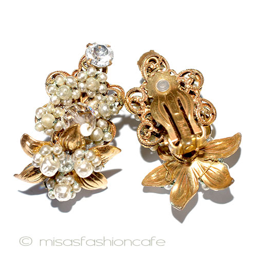 （画像用） Ｒｏｂｅｒｔ　イヤリング バロックパールの花