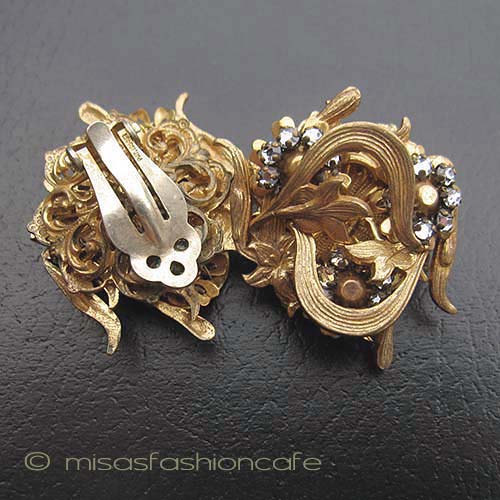 （画像用） アールヌーヴォー フローラルイヤリング