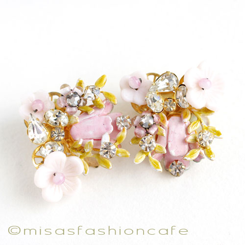 （画像用） Robertお花イヤリング