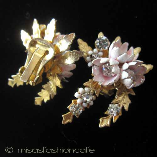 （画像用） Robert調お花イヤリング