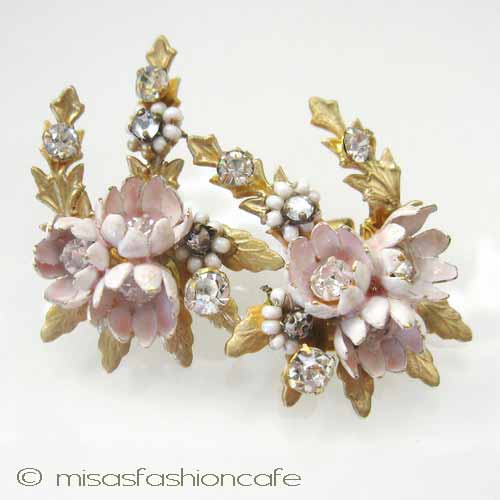 （画像用） Robert調お花イヤリング