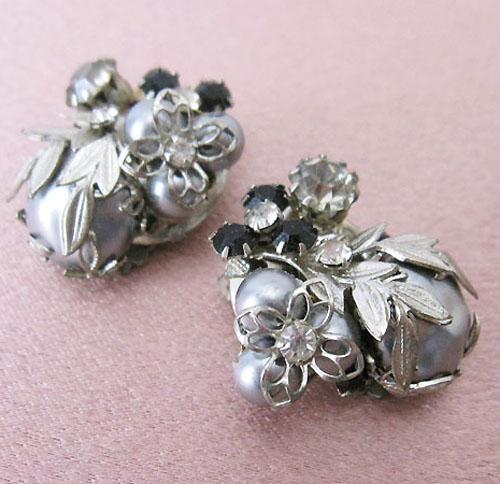 （画像用） パールRS花イヤリング