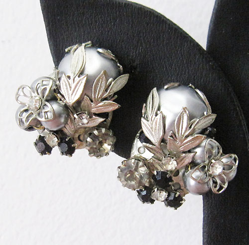 （画像用） パールRS花イヤリング