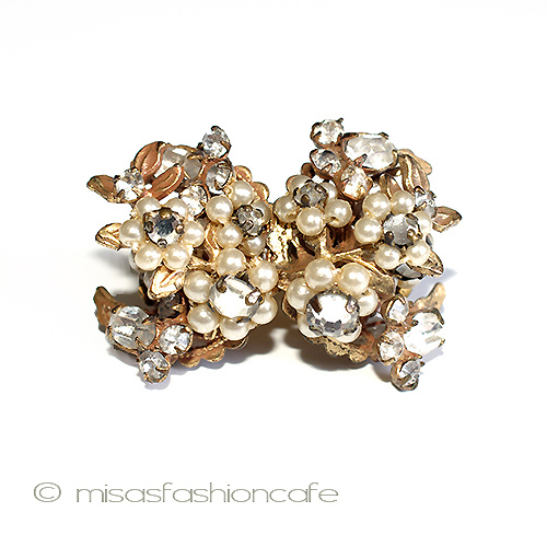 （画像用） Ｒｏｂｅｒｔ　イヤリング パールの花イヤリング