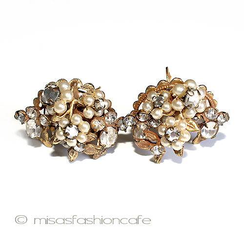 （画像用） Ｒｏｂｅｒｔ　イヤリング パールの花イヤリング