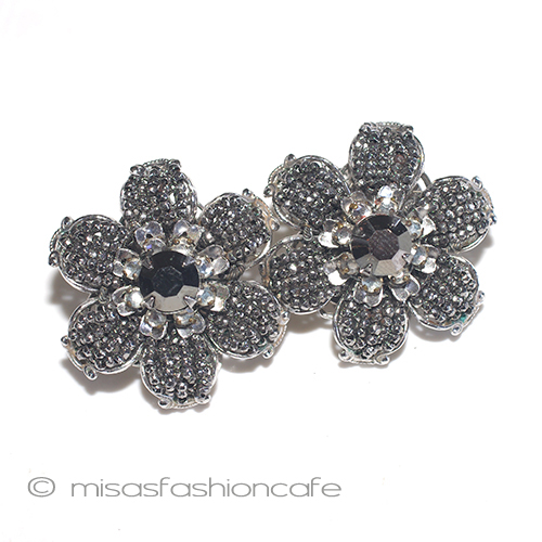 （画像用） DeMario　イヤリング シルバーフラワー