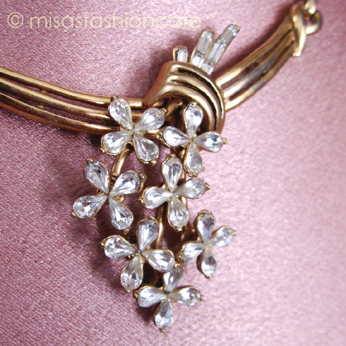 （画像用） フラワーブーケ ネックレス