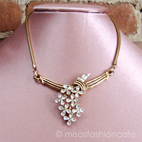 （画像用） フラワーブーケ ネックレス