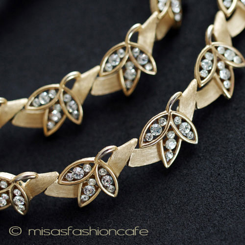 （画像用） Trifari トリファリ RSリーフ ネックレス