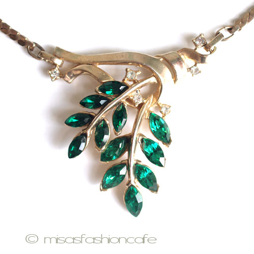 （画像用） Ｔｒｉｆａｒｉ　 トリファリ エメラルド葉ネックレス