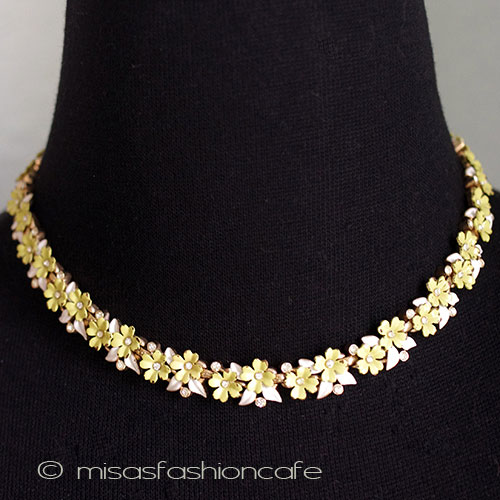 （画像用） Ｔｒｉｆａｒｉ　 トリファリ フラワー　ネックレス