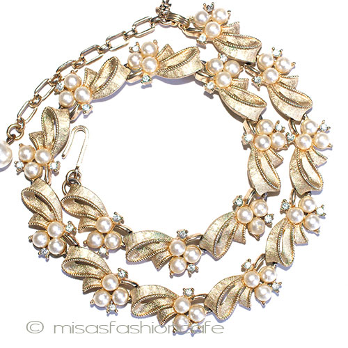 （画像用） Ｔｒｉｆａｒｉ　 トリファリ パールりぼんネックレス