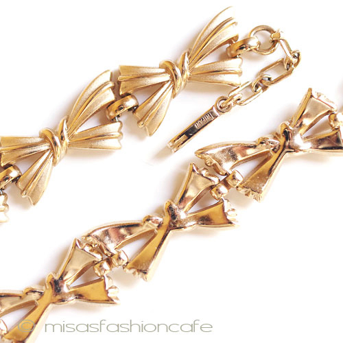 （画像用） Trifari　 トリファリ りぼん　ネックレス