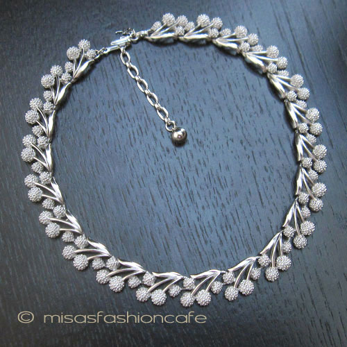 （画像用） Trifari　 トリファリ たんぽぽ ネックレス