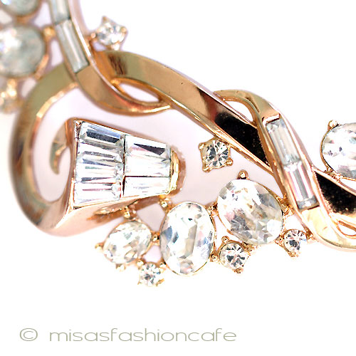 （画像用） Ｔｒｉｆａｒｉ　 トリファリ クリスタル　ネックレス