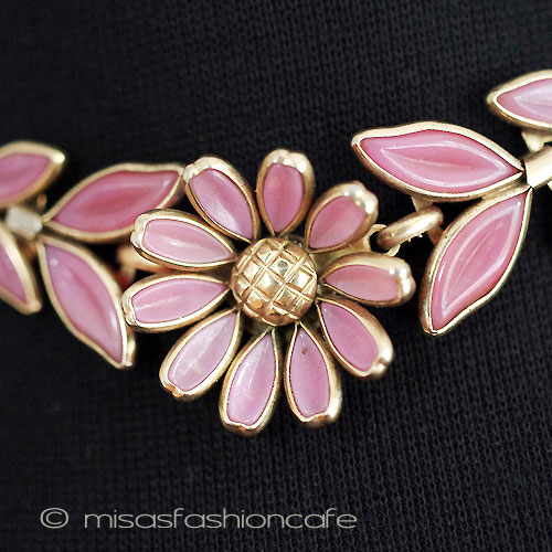 （画像用） Ｔｒｉｆａｒｉ　 トリファリ ガラスの花　ネックレス