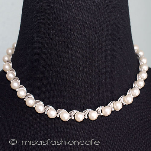 （画像用） Trifari　トリファリ 大パール・ ネックレス