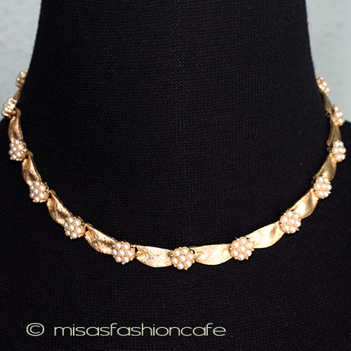 （画像用） Ｔｒｉｆａｒｉ　 トリファリ パール小花ネックレス