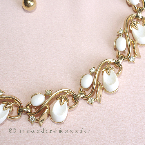 （画像用） Trifari　 トリファリ 花のつぼみ　ネックレス