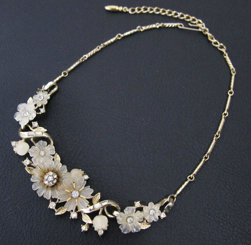 （画像用） Coroコロペガサス お花ネックレス