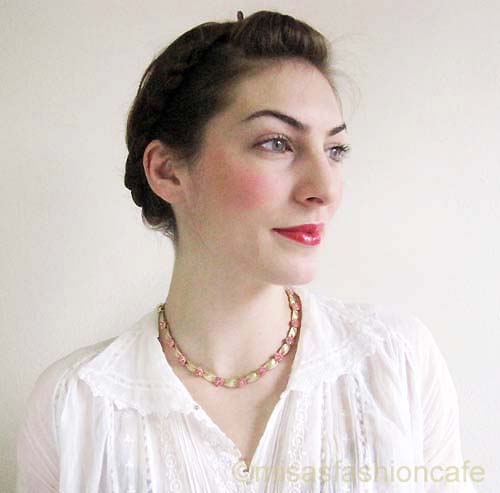 （画像用） Trifarトリファリ 　ピンクフラワー・ネックレス