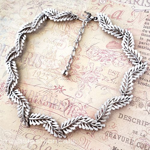 （画像用） Trifari　トリファリ 透かし銀葉ネックレス