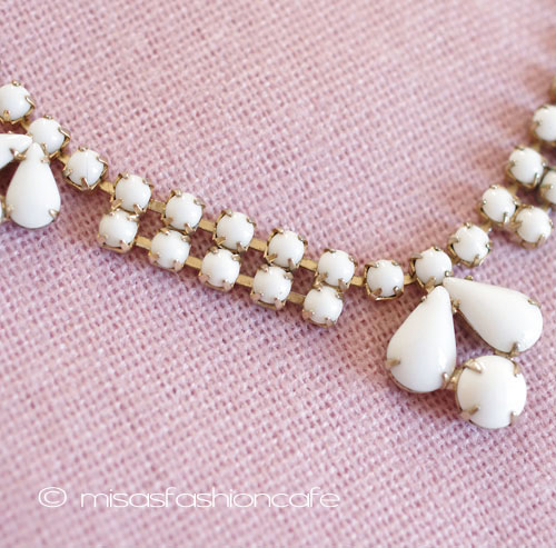 （画像用） ミルクガラス　ネックレス