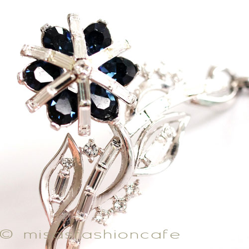 （画像用） Ｔｒｉｆａｒｉ　 トリファリ お花　ネックレス