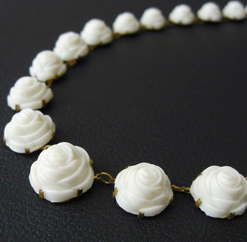 （画像用） 1900年代　ネックレス ガラス・ローズ