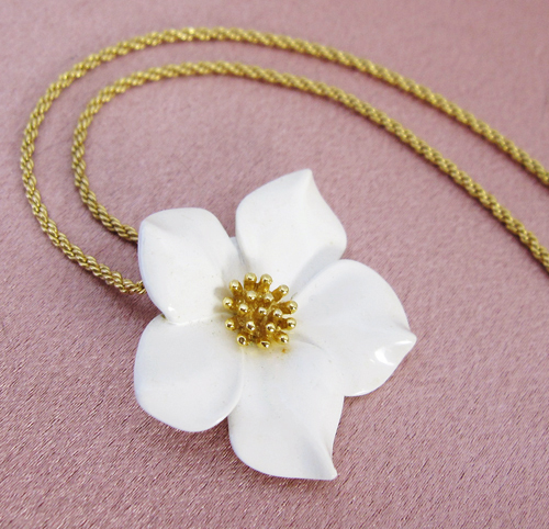 （画像用） Trifari　 トリファリ アネモネの花ネックレス