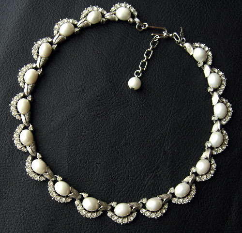 （画像用） Trifariトリファリ　ネックレス