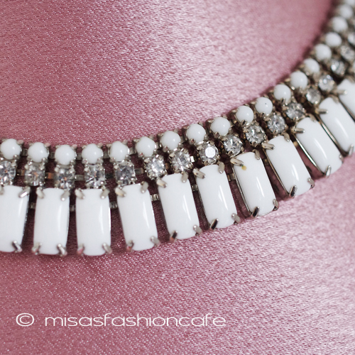 （画像用） ヴィンテージアクセサリー ミルクガラス　ネックレス