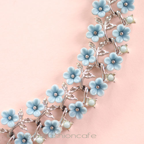 （画像用） ＣＯＲＯ　小花ネックレス